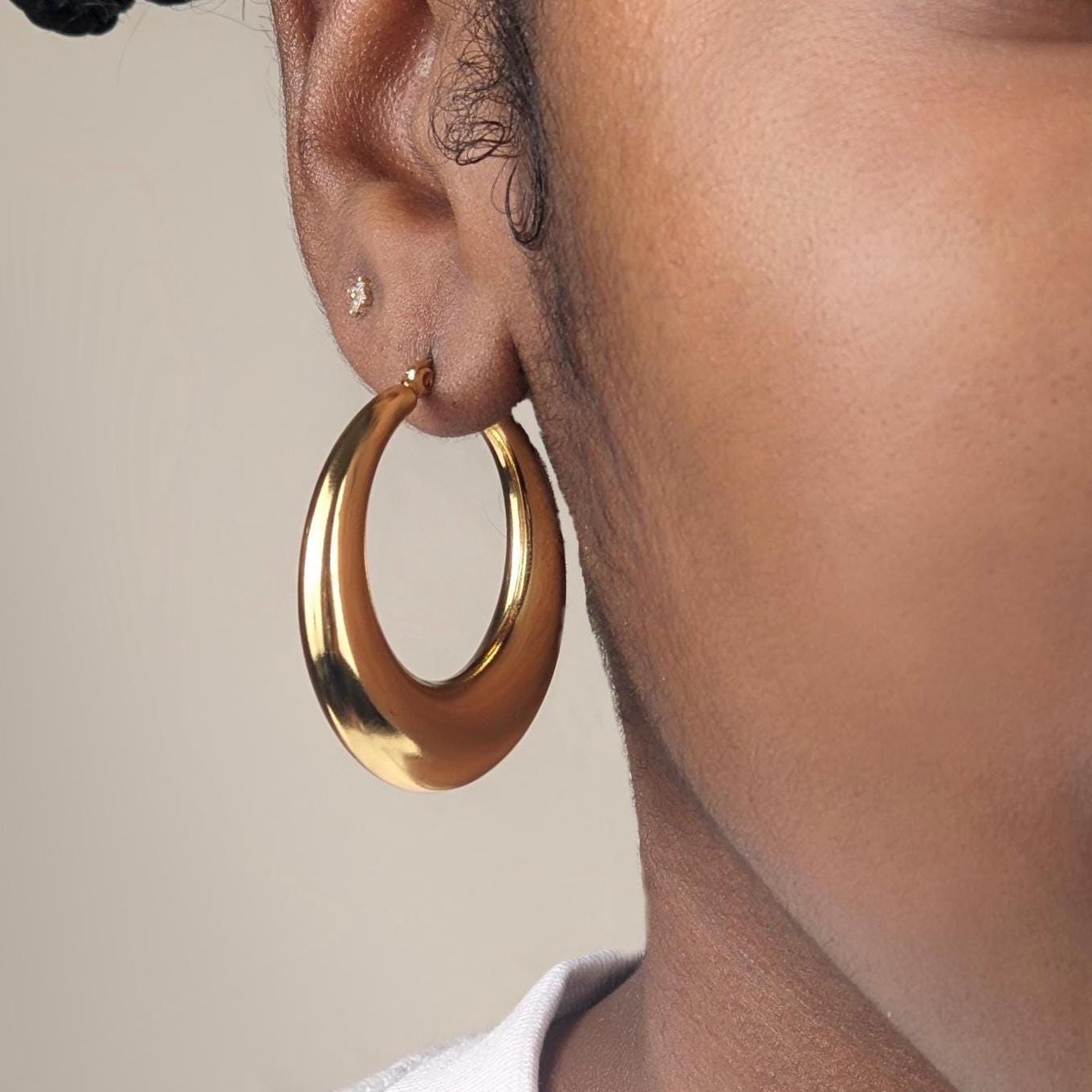 Gold Medium Hoop Earrings - 18K Gold Plated