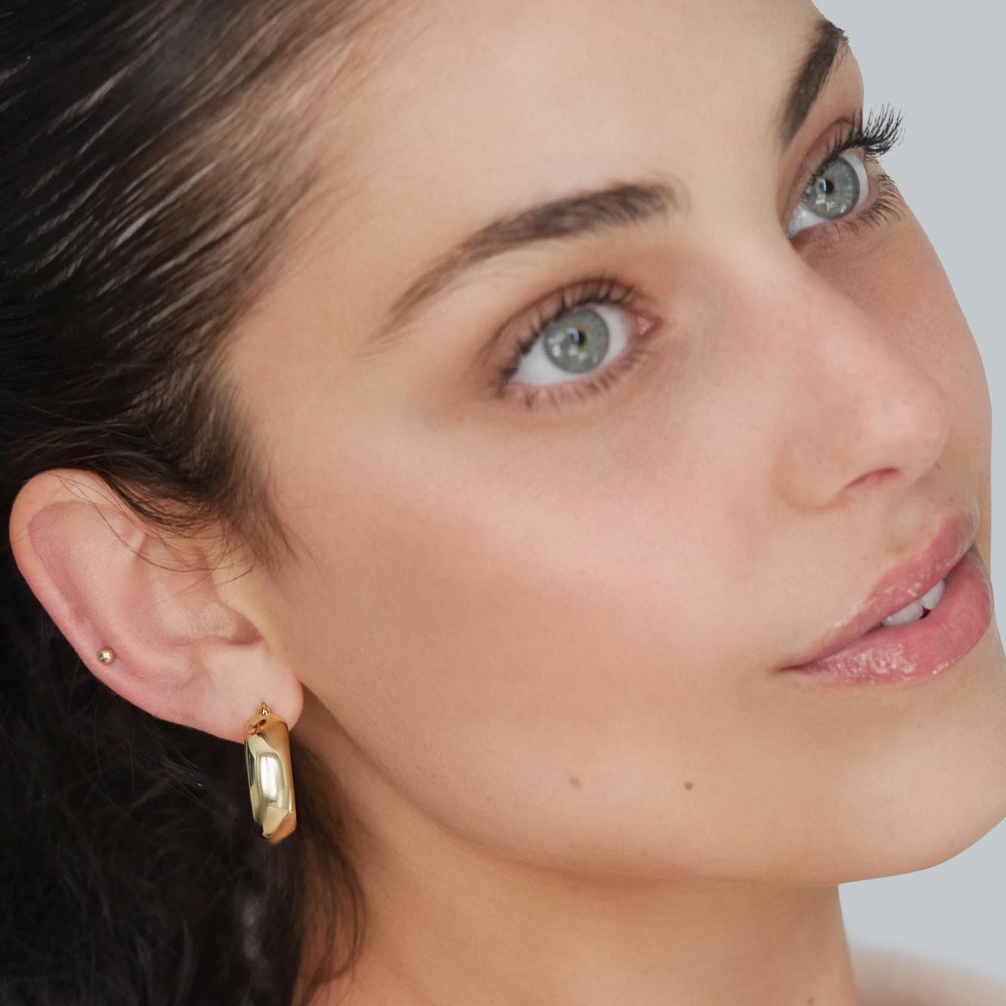 Medium Statement Hoops