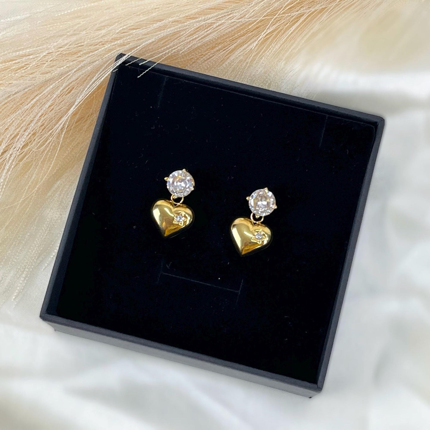Diamond Heart Drop Earrings - 18k Gold Plated