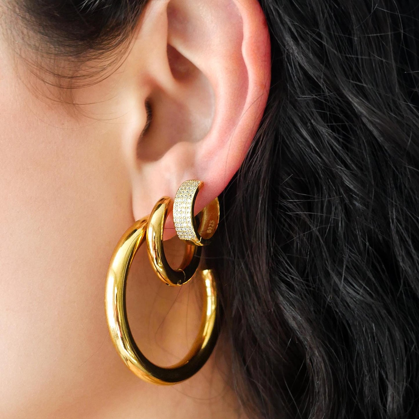 Gold Medium Hoop Earrings - 18k Gold Plated