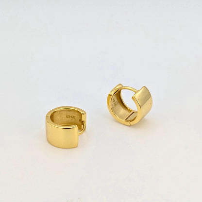 Basic Small Hoops - Gold Vermeil