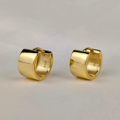 Basic Small Hoops - Gold Vermeil