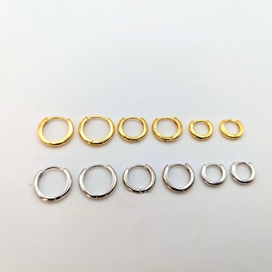 Basic Tiny Huggie Hoop Earrings