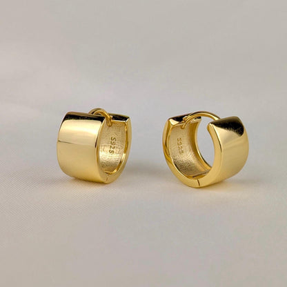 Basic Small Hoops - Gold Vermeil