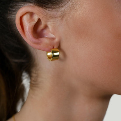 Basic Small Hoops - Gold Vermeil